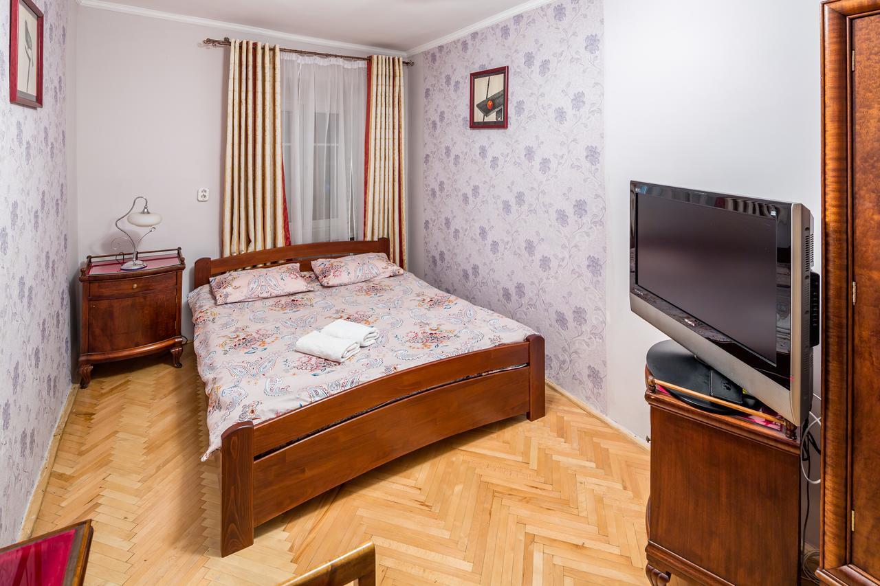 Two Bedrooms On Square Rynok On Virmenska Street Львов Экстерьер фото